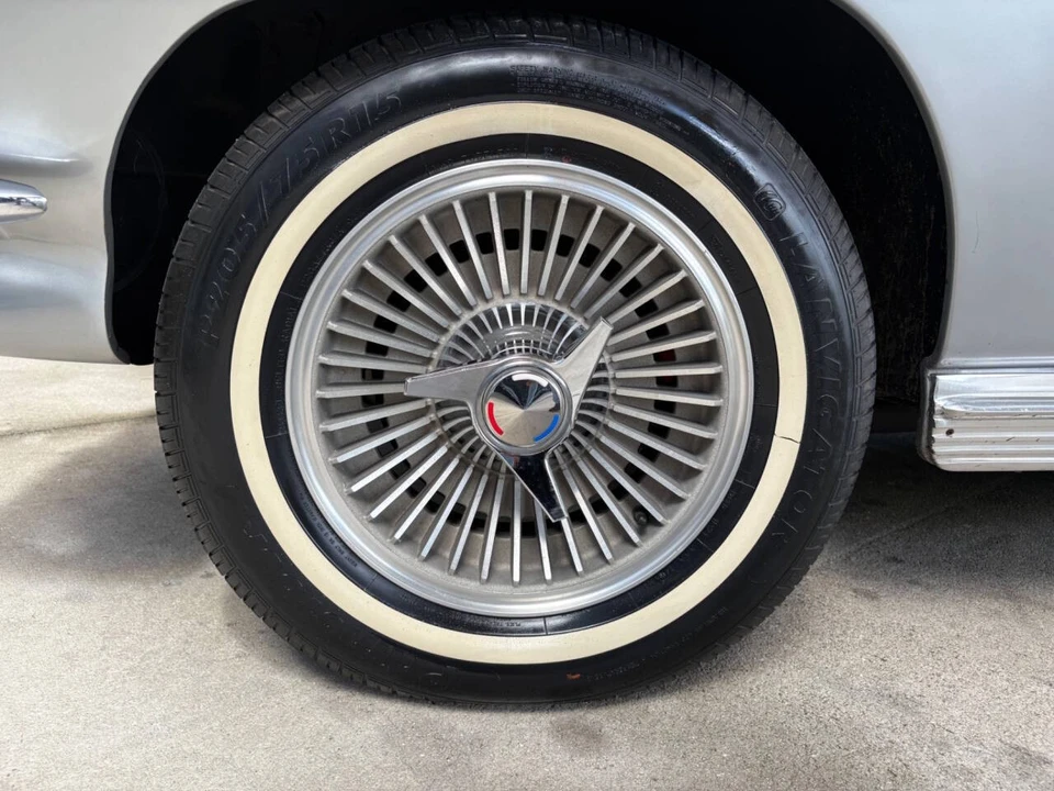1964 Chevrolet Corvette C2 - Image 27 of 31