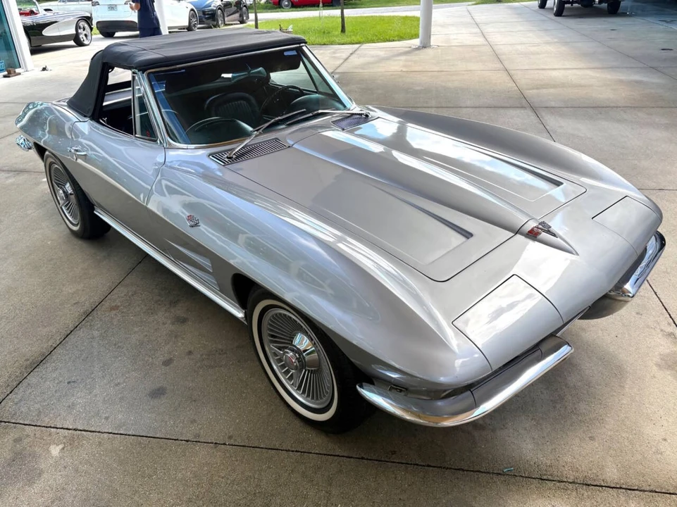 1964 Chevrolet Corvette C2 - Image 21 of 31
