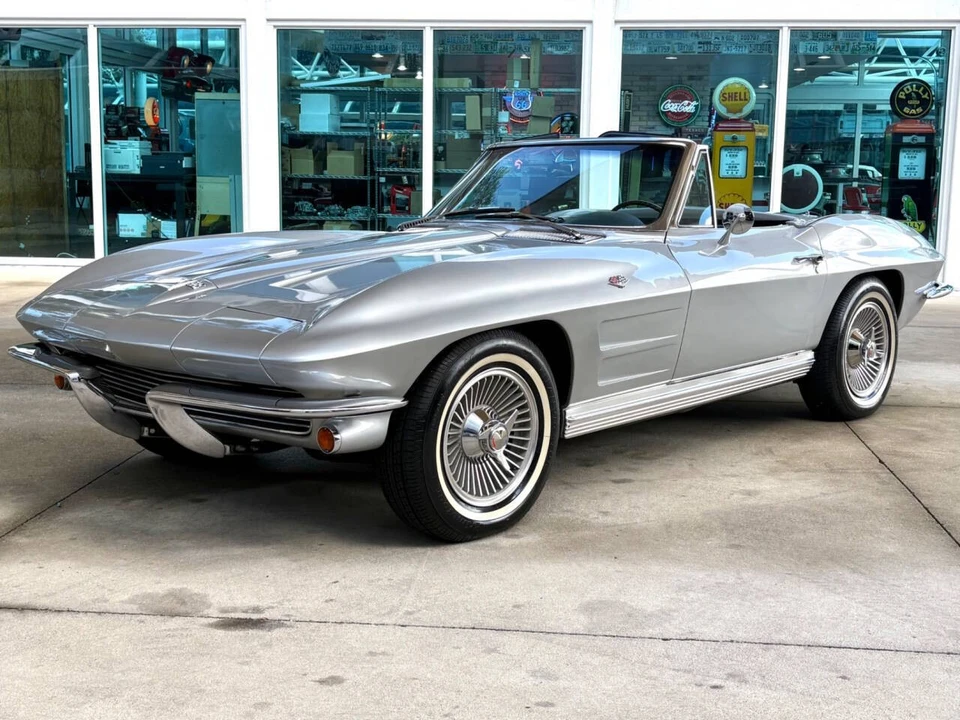 1964 Chevrolet Corvette C2 - Image 11 of 31