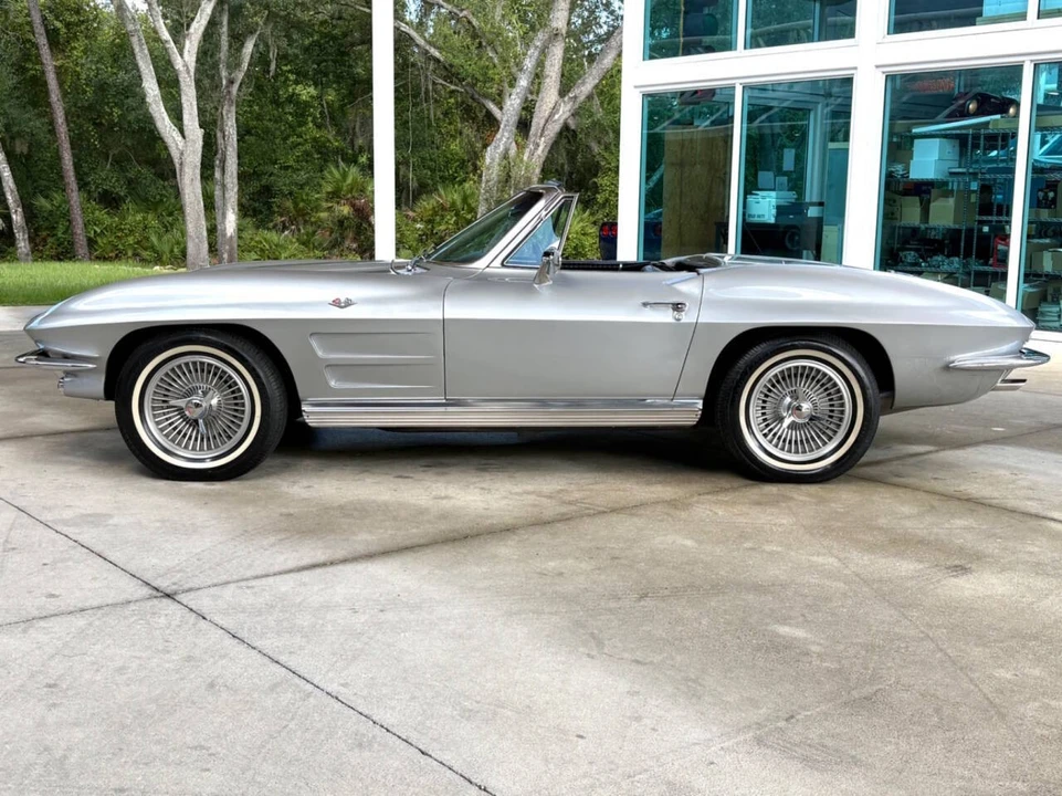1964 Chevrolet Corvette C2 - Image 10 of 31
