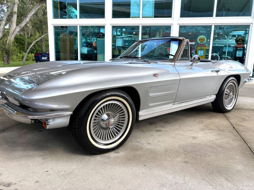 1964 Chevrolet Corvette C2 - Image 12 of 31