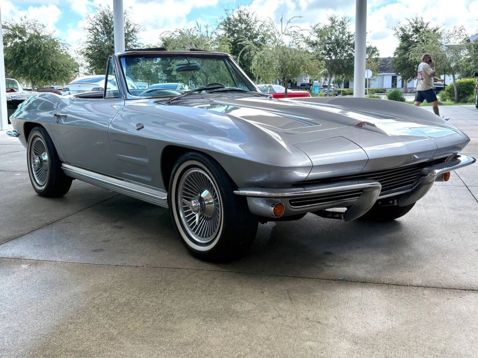 1964 Chevrolet Corvette C2 - Image 4 of 31
