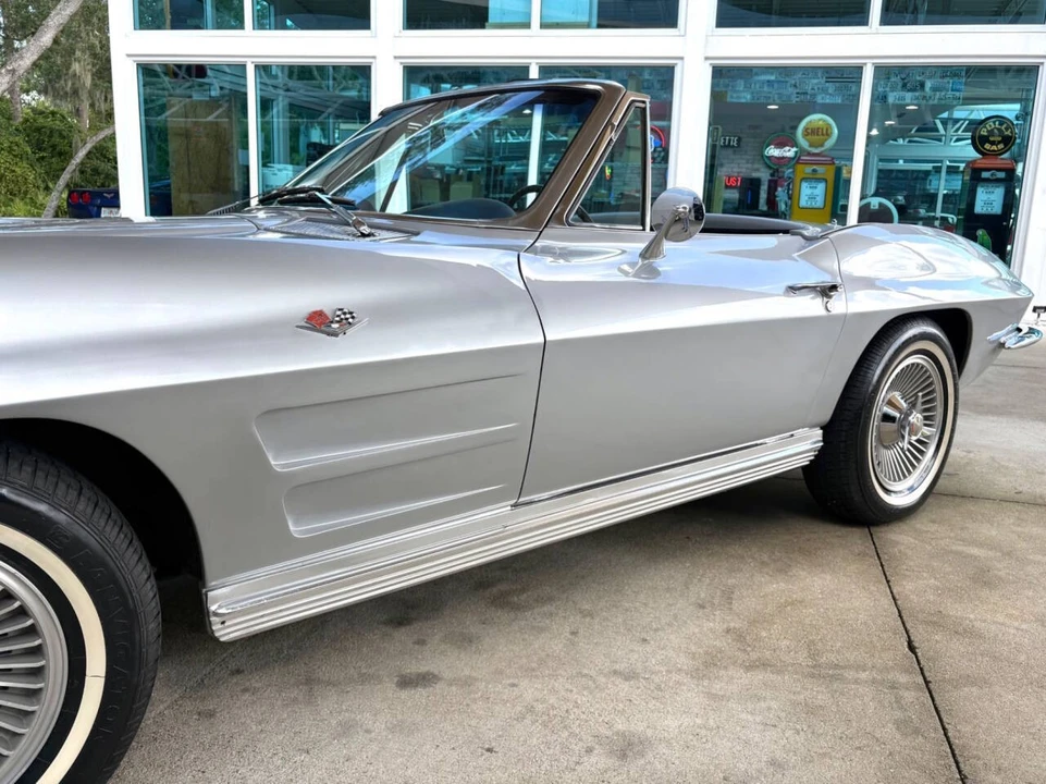 1964 Chevrolet Corvette C2 - Image 13 of 31