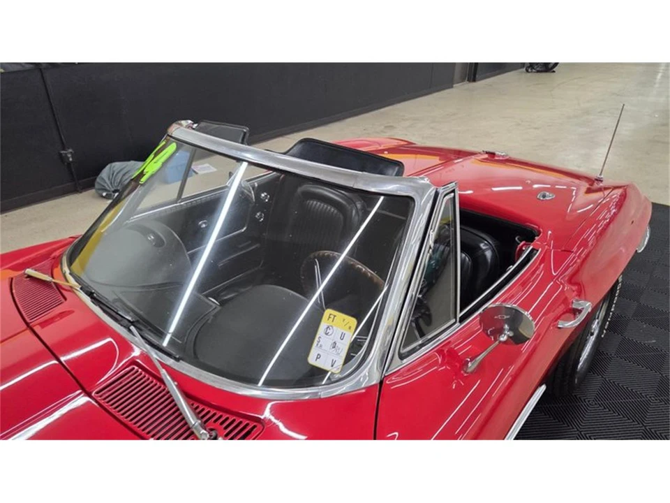 1964 Chevrolet Corvette C2 - Image 15 of 31