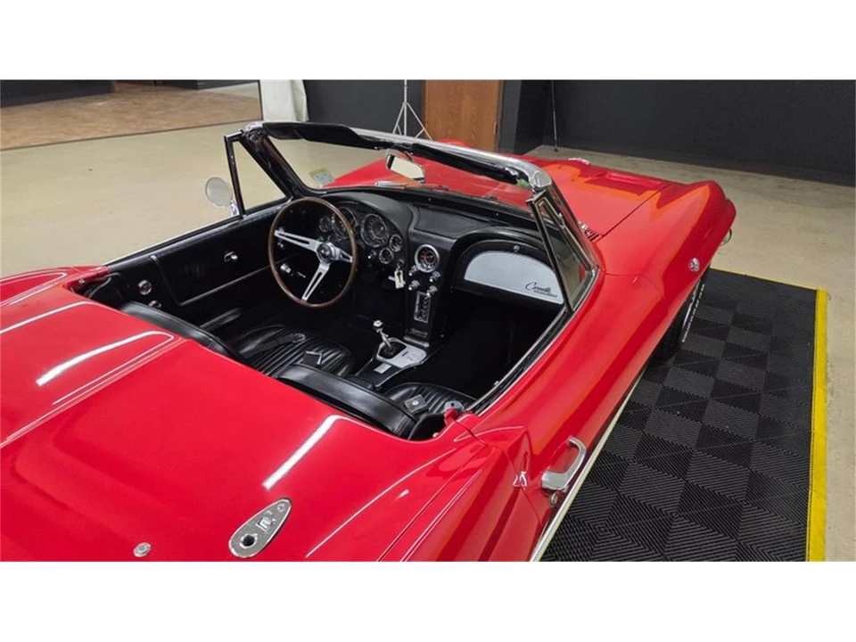 1964 Chevrolet Corvette C2 - Image 16 of 31
