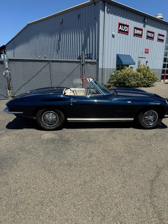 1964 Chevrolet Corvette C2 - Image 8 of 31
