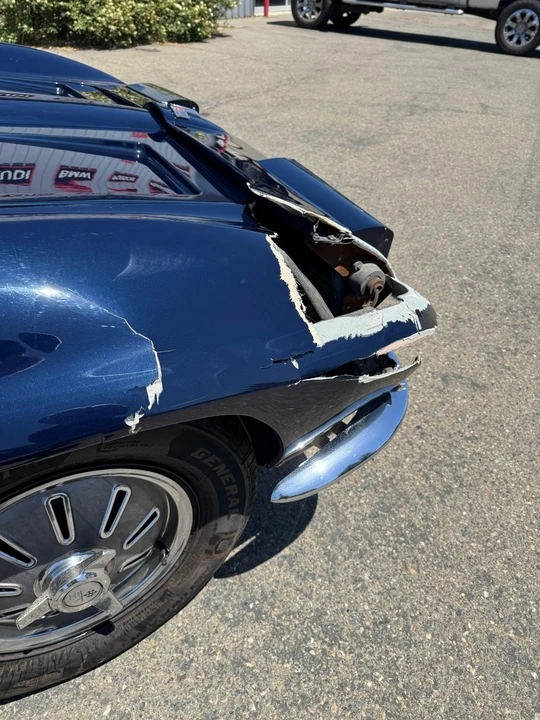 1964 Chevrolet Corvette C2 - Image 19 of 31