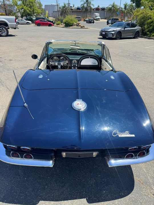 1964 Chevrolet Corvette C2 - Image 11 of 31
