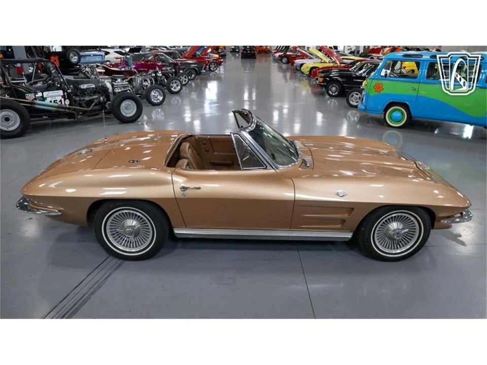 1964 Chevrolet Corvette C2 - Image 21 of 31