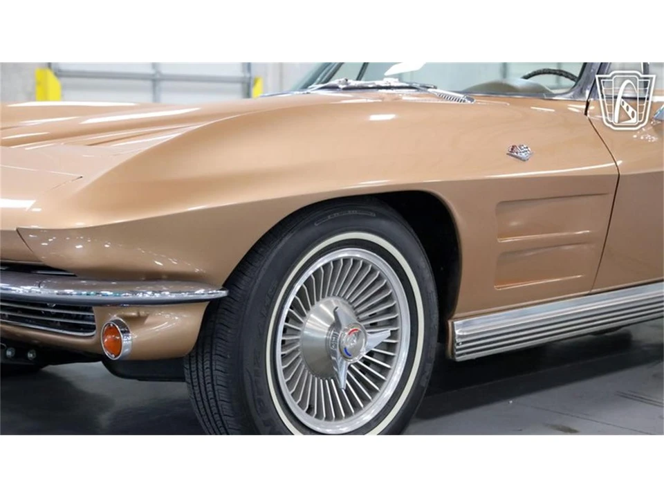 1964 Chevrolet Corvette C2 - Image 13 of 31