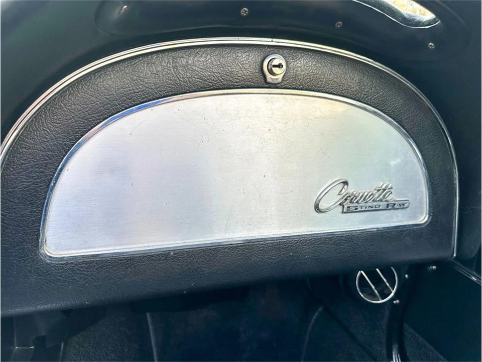 1964 Chevrolet Corvette C2 - Image 21 of 31