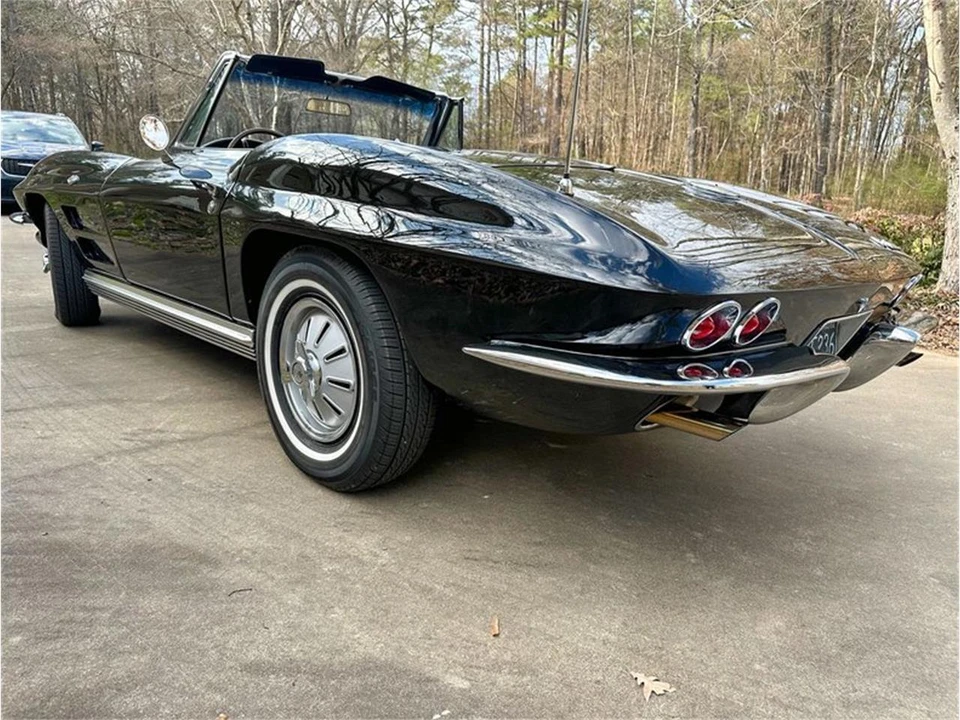1964 Chevrolet Corvette C2 - Image 25 of 31