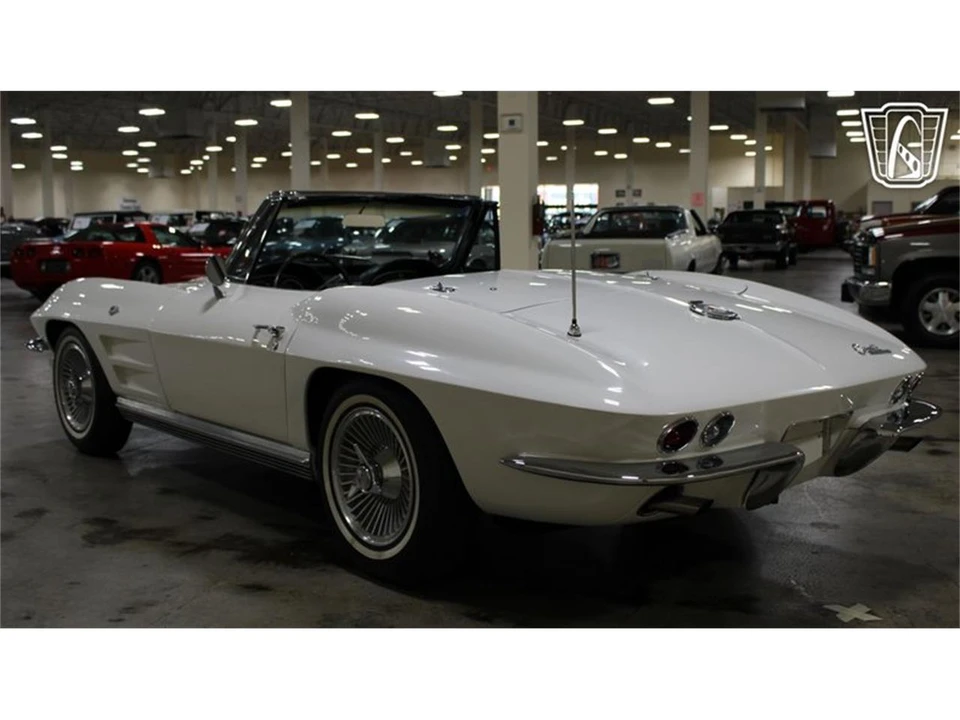 1964 Chevrolet Corvette C2 - Image 27 of 31