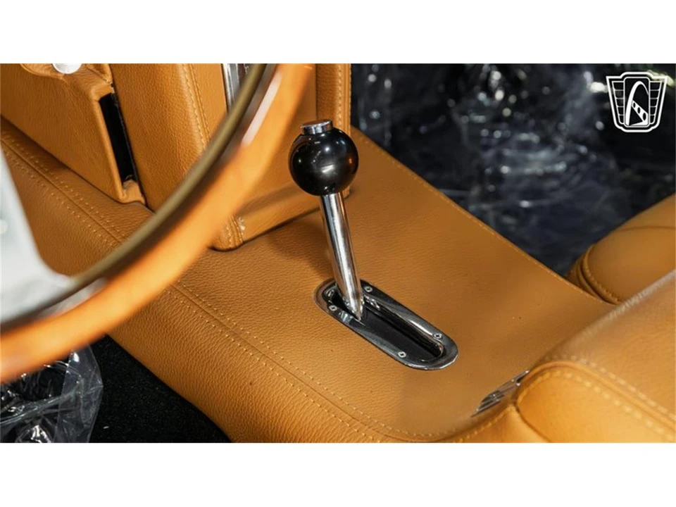 1964 Chevrolet Corvette C2 - Image 16 of 31