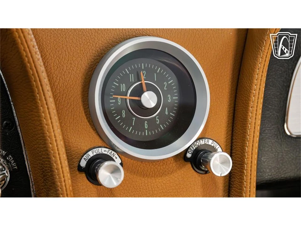 1964 Chevrolet Corvette C2 - Image 19 of 31