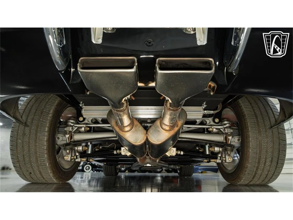 1964 Chevrolet Corvette C2 - Image 24 of 31