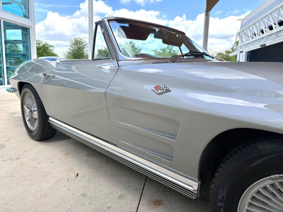 1964 Chevrolet Corvette C2 - Image 19 of 31