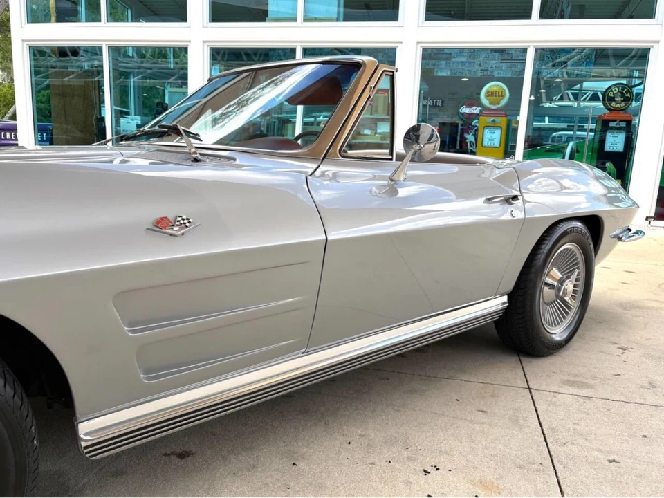 1964 Chevrolet Corvette C2 - Image 14 of 31