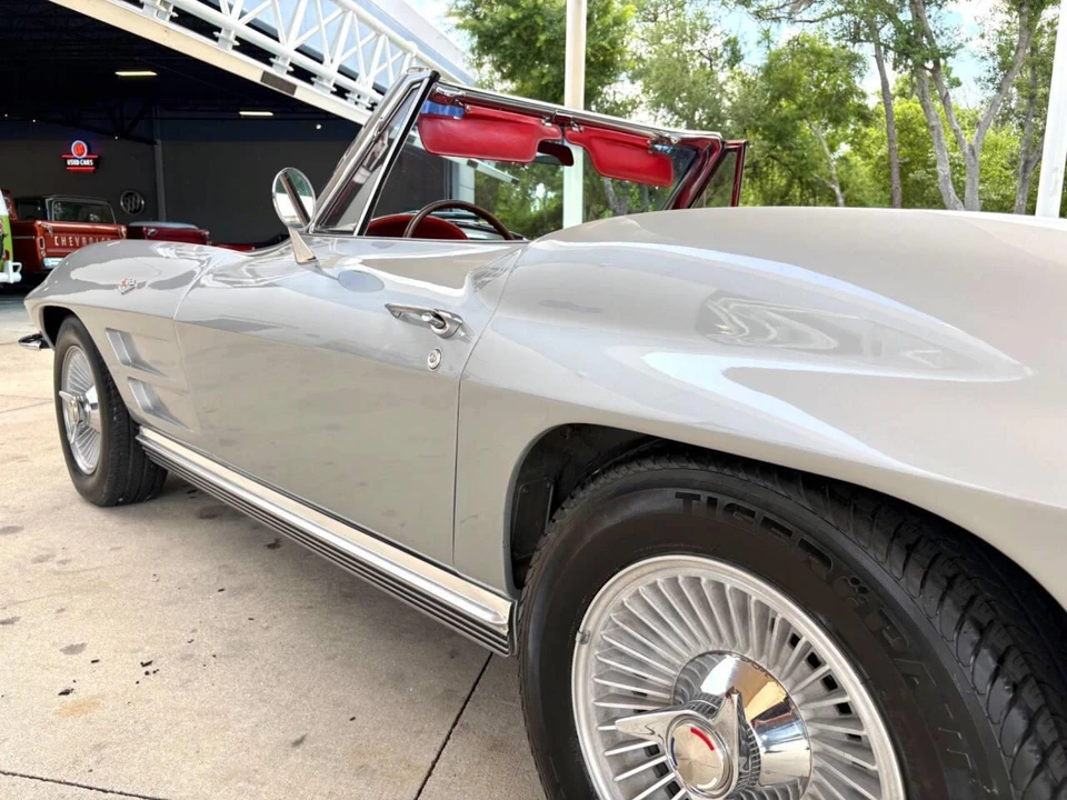1964 Chevrolet Corvette C2 - Image 15 of 31
