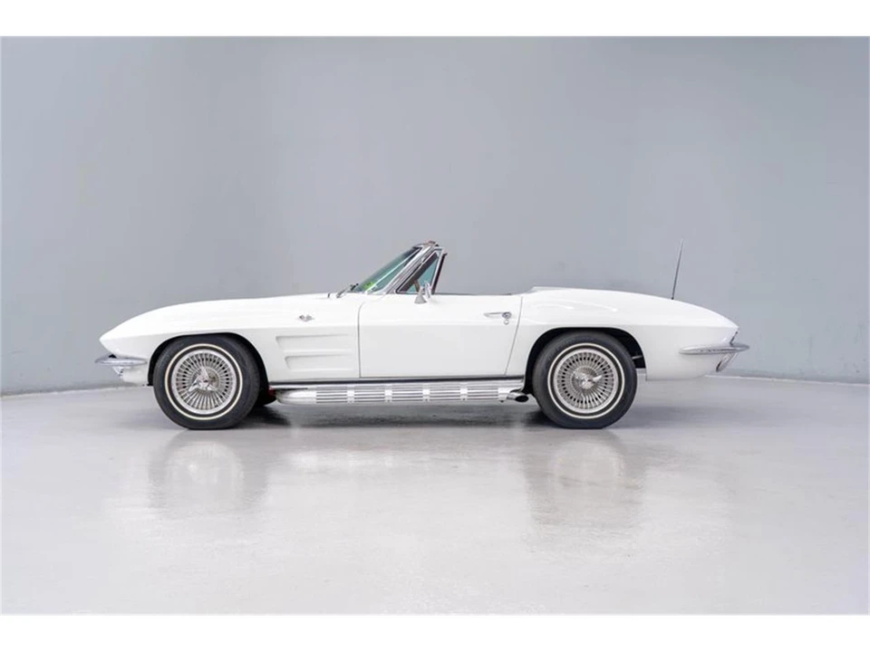 1964 Chevrolet Corvette C2 - Image 2 of 31