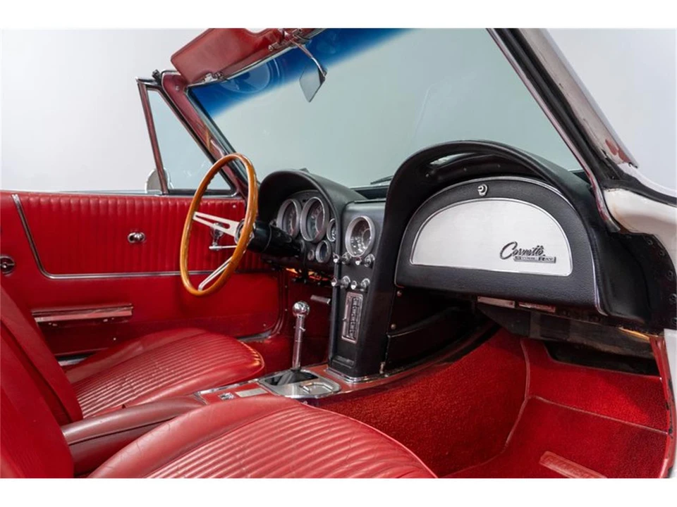 1964 Chevrolet Corvette C2 - Image 24 of 31