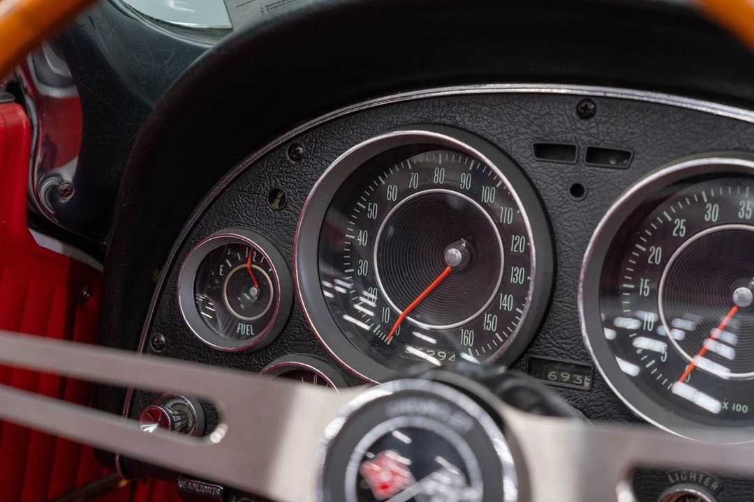 1964 Chevrolet Corvette C2 - Image 16 of 31