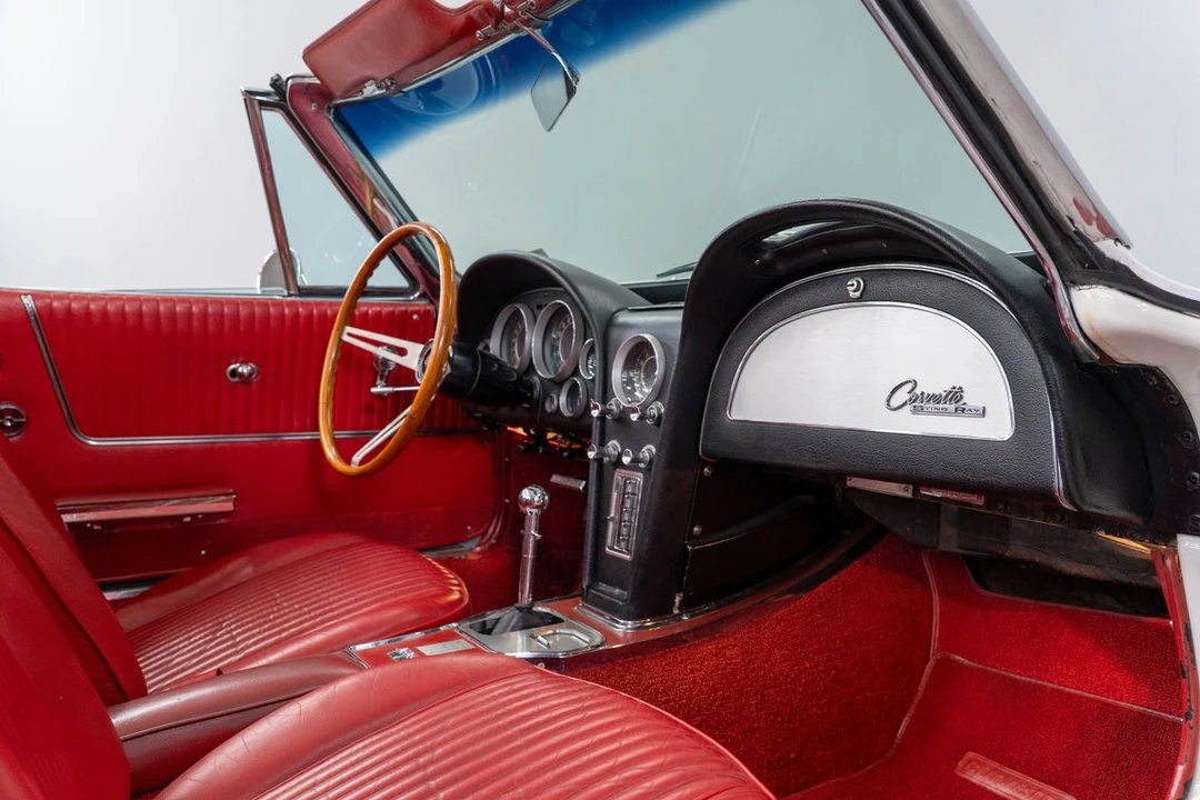 1964 Chevrolet Corvette C2 - Image 25 of 31