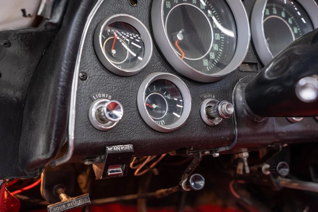 1964 Chevrolet Corvette C2 - Image 27 of 31