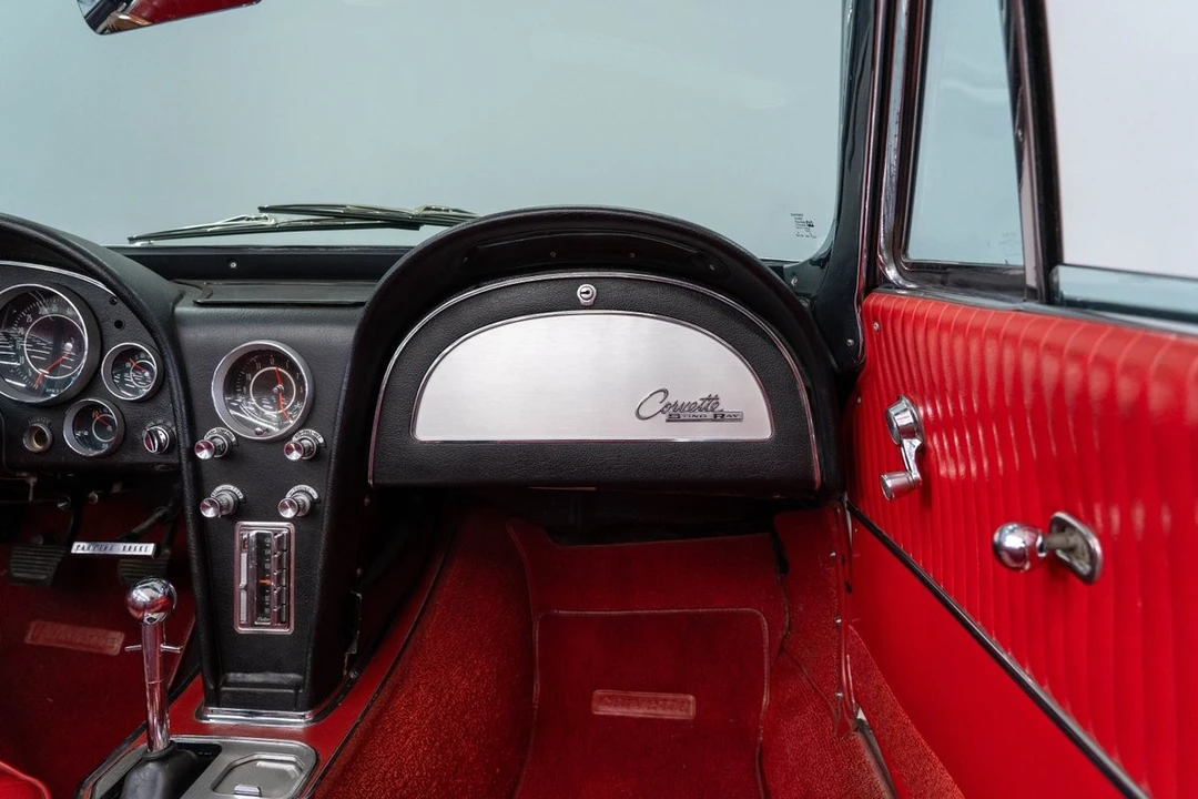 1964 Chevrolet Corvette C2 - Image 26 of 31