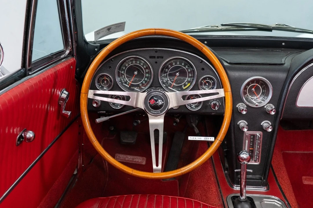 1964 Chevrolet Corvette C2 - Image 12 of 31