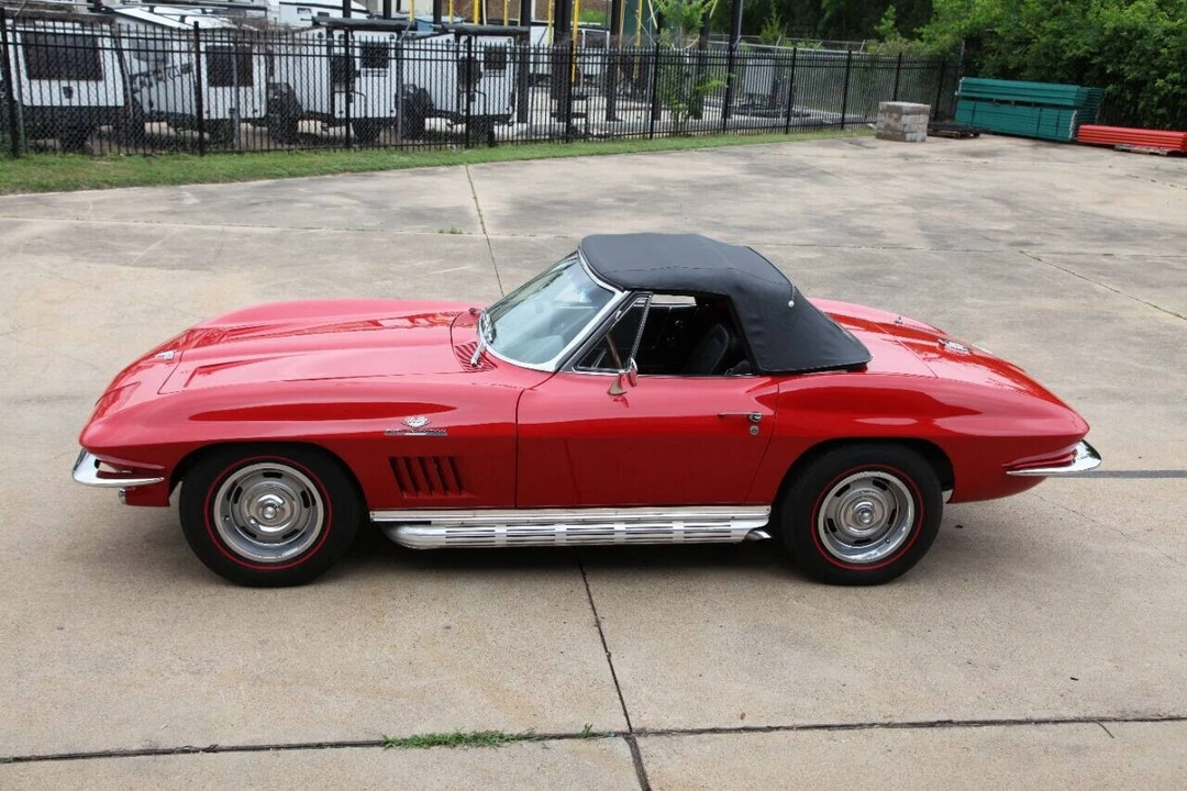 1964 Chevrolet Corvette C2 - Image 18 of 31