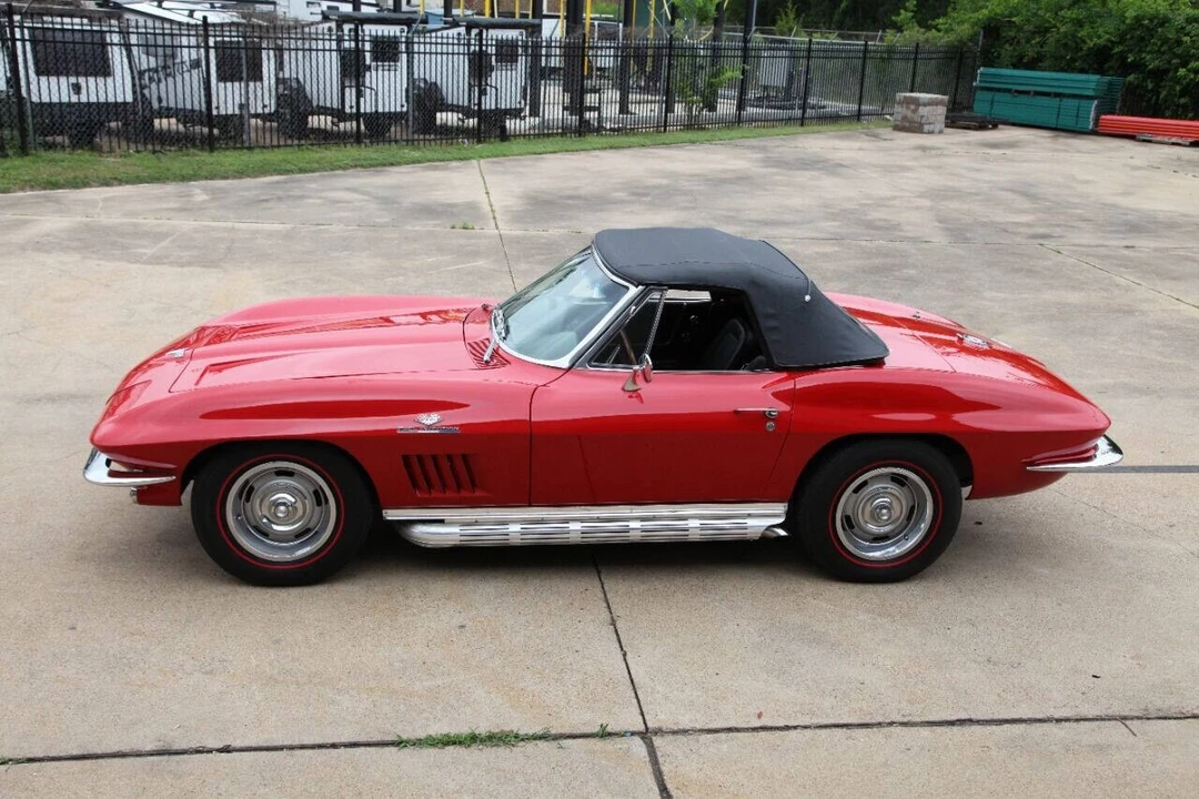 1964 Chevrolet Corvette C2 - Image 17 of 31