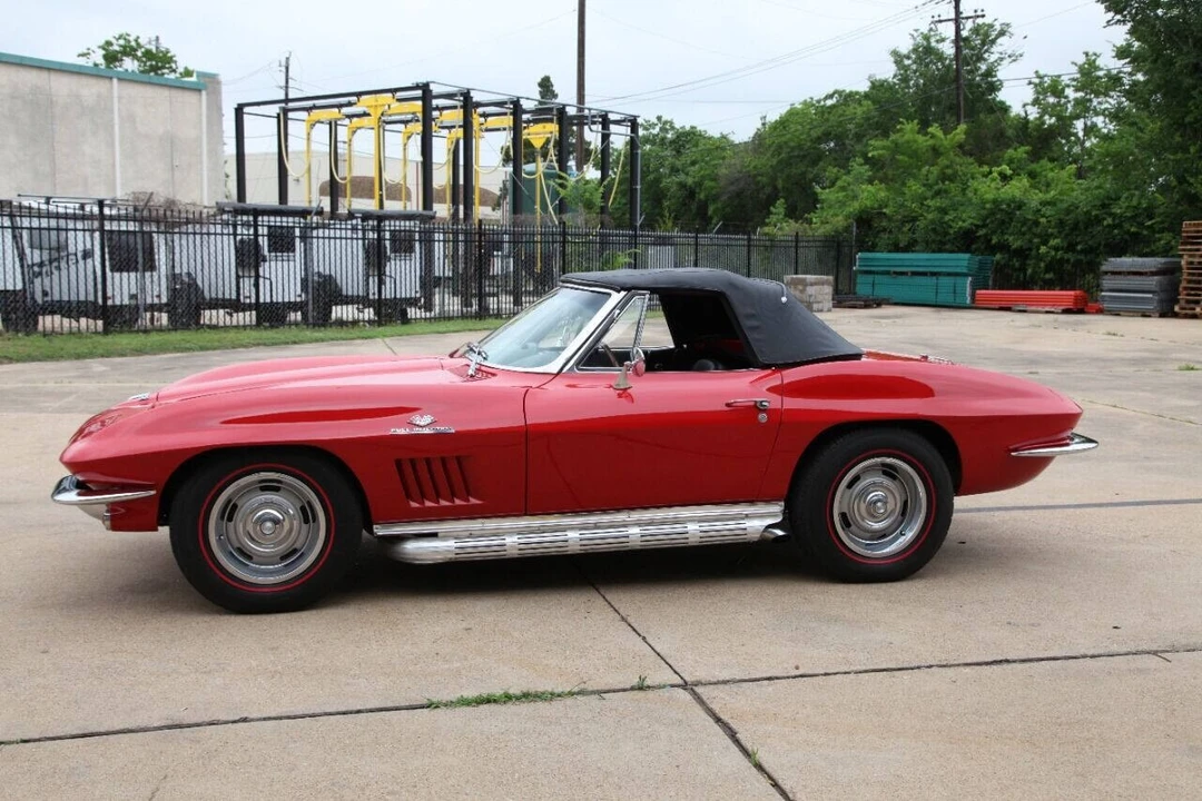 1964 Chevrolet Corvette C2 - Image 16 of 31
