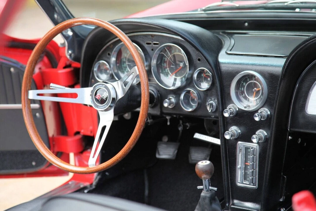 1964 Chevrolet Corvette C2 - Image 25 of 31
