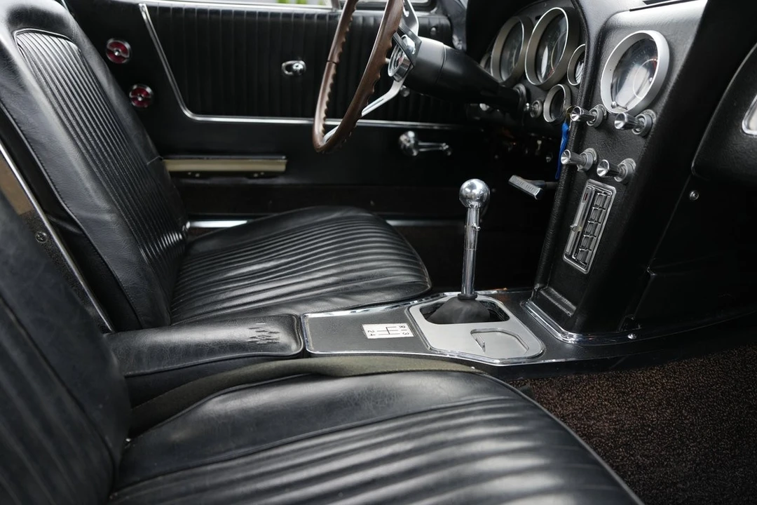 1964 Chevrolet Corvette C2 - Image 15 of 21