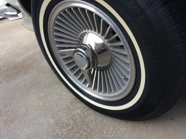 1964 Chevrolet Corvette C2 - Image 23 of 25