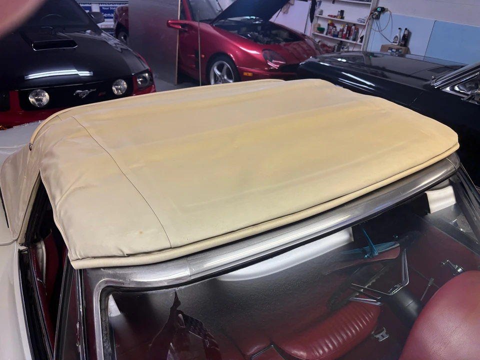 1964 Chevrolet Corvette C2 - Image 15 of 25