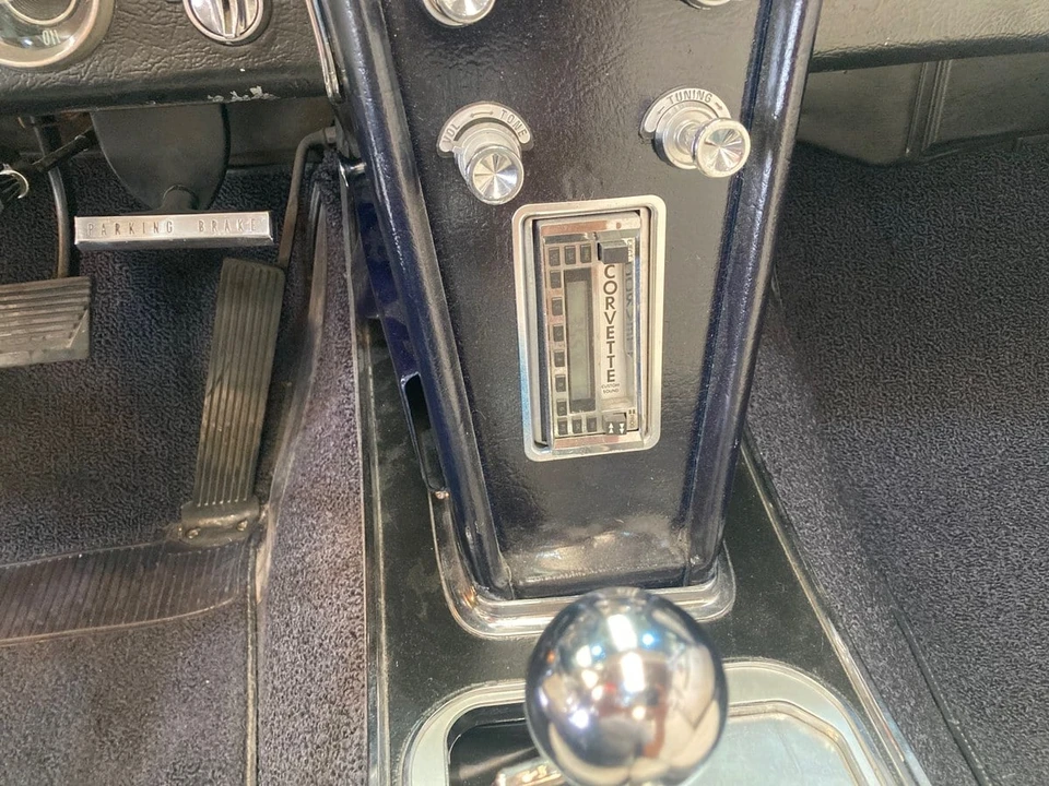 1964 Chevrolet Corvette C2 - Image 18 of 31