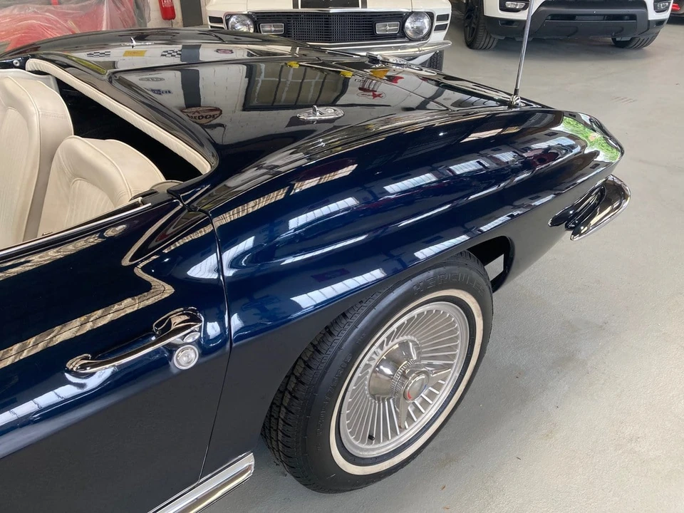 1964 Chevrolet Corvette C2 - Image 31 of 31