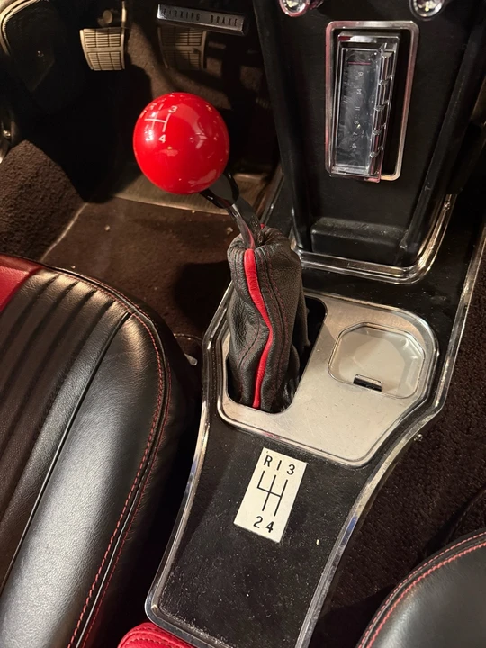 1964 Chevrolet Corvette C2 - Image 14 of 21