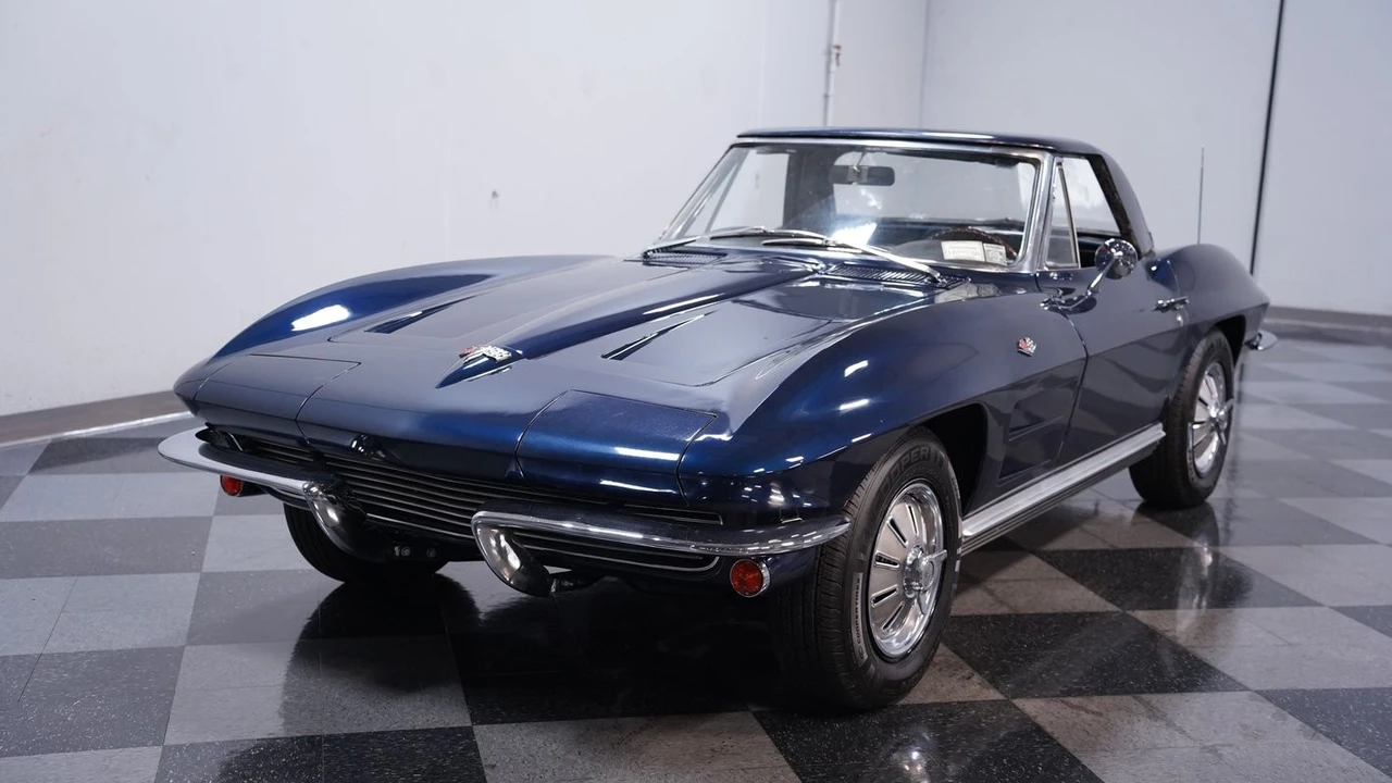 1964 Chevrolet Corvette C2 - Image 17 of 31