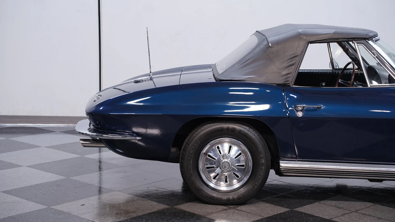 1964 Chevrolet Corvette C2 - Image 27 of 31