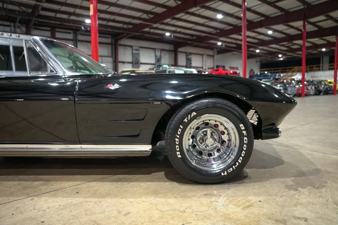 1964 Chevrolet Corvette C2 - Image 11 of 12
