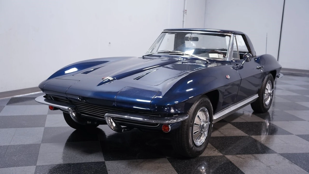 1964 Chevrolet Corvette C2 - Image 17 of 21