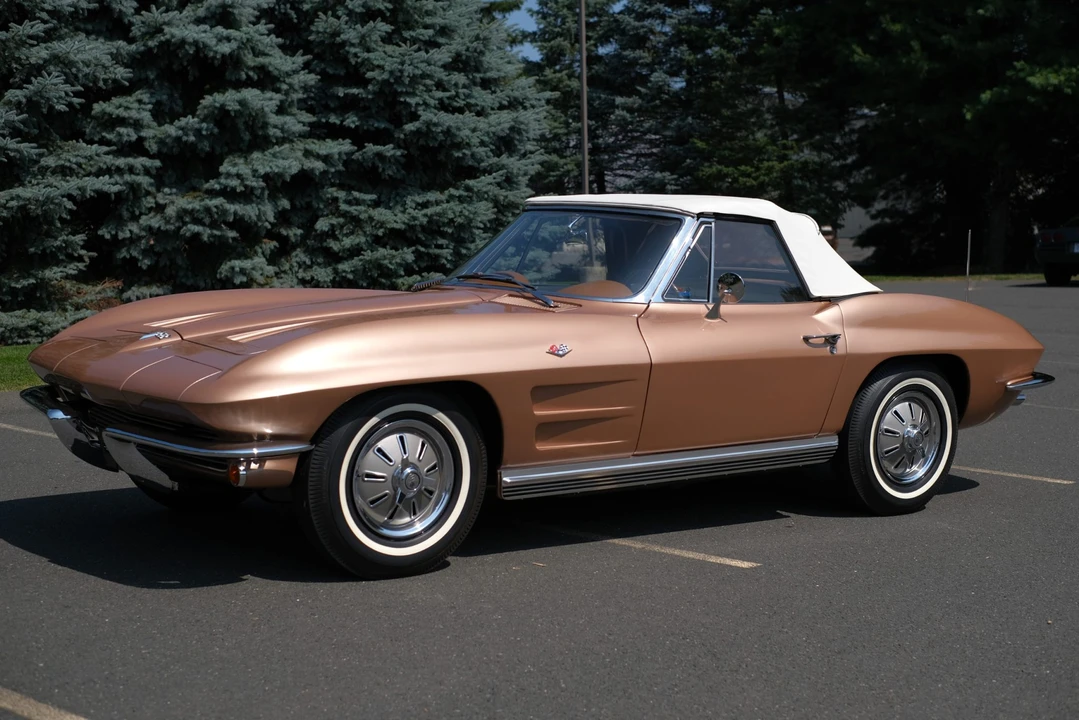 1964 Chevrolet Corvette C2 - Image 2 of 31