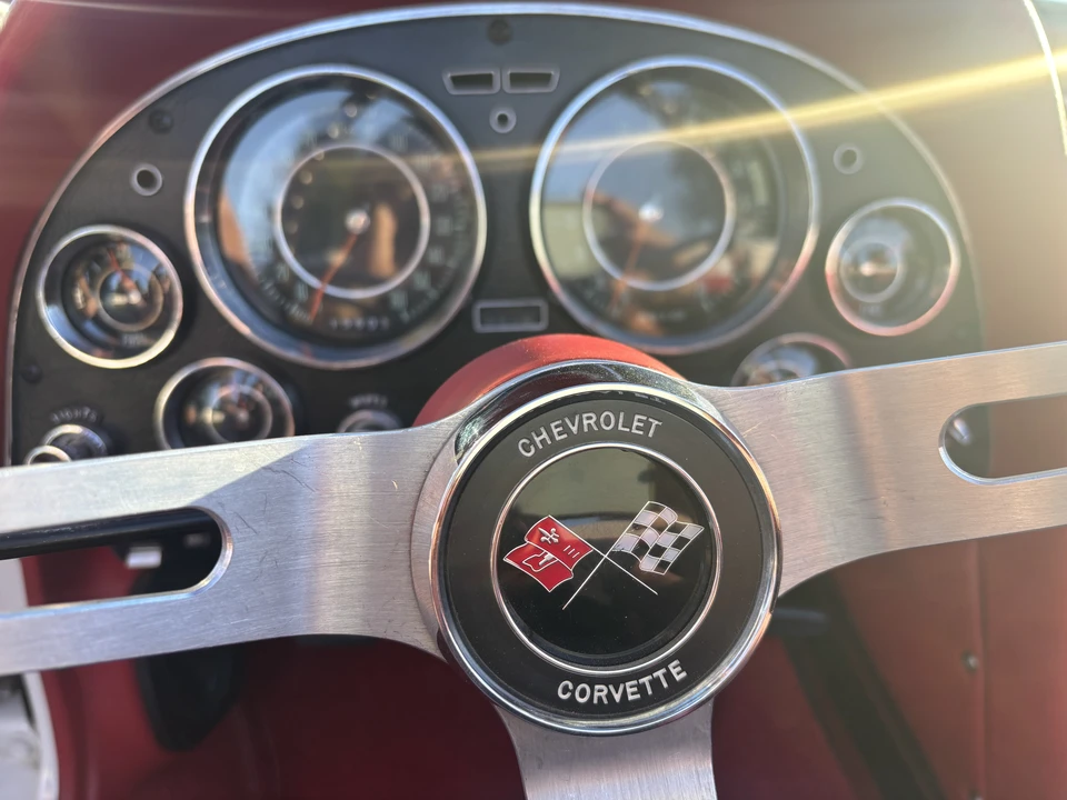 1964 Chevrolet Corvette C2 - Image 25 of 31