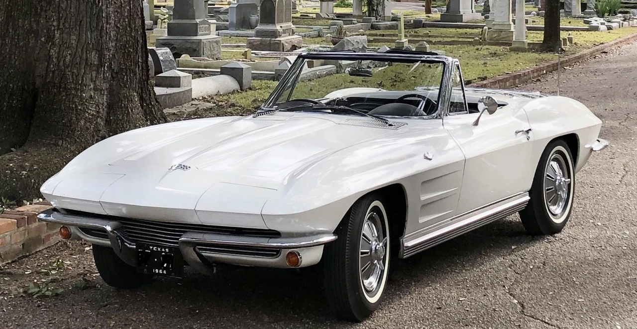 1964 Chevrolet Corvette C2 - Image 3 of 31