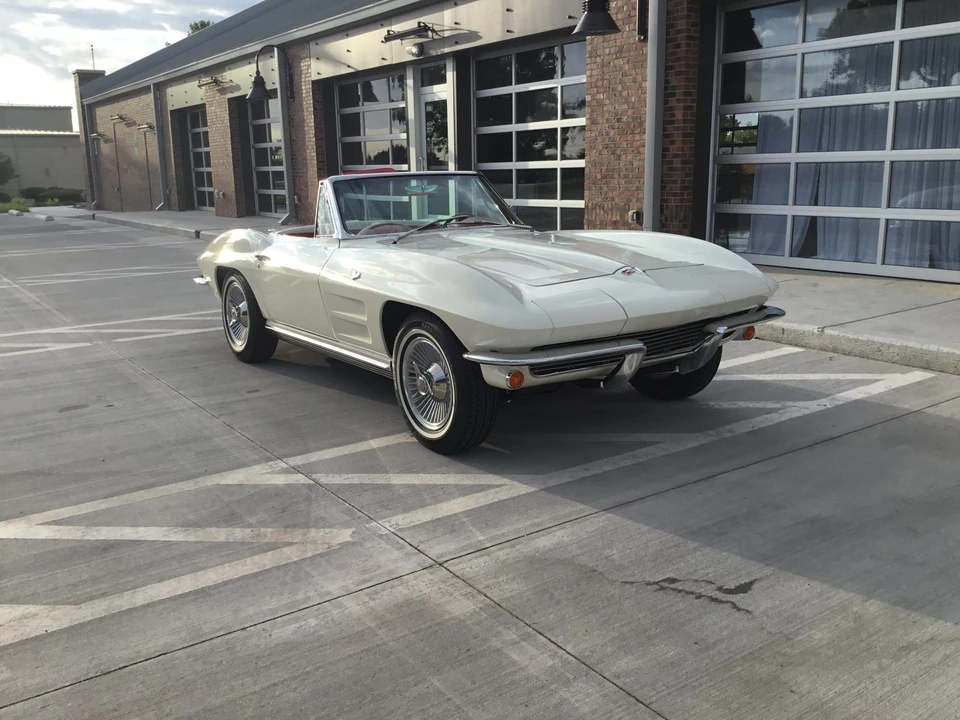 1964 Chevrolet Corvette C2 - Image 13 of 31