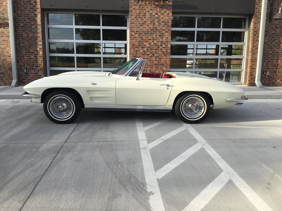1964 Chevrolet Corvette C2 - Image 4 of 31