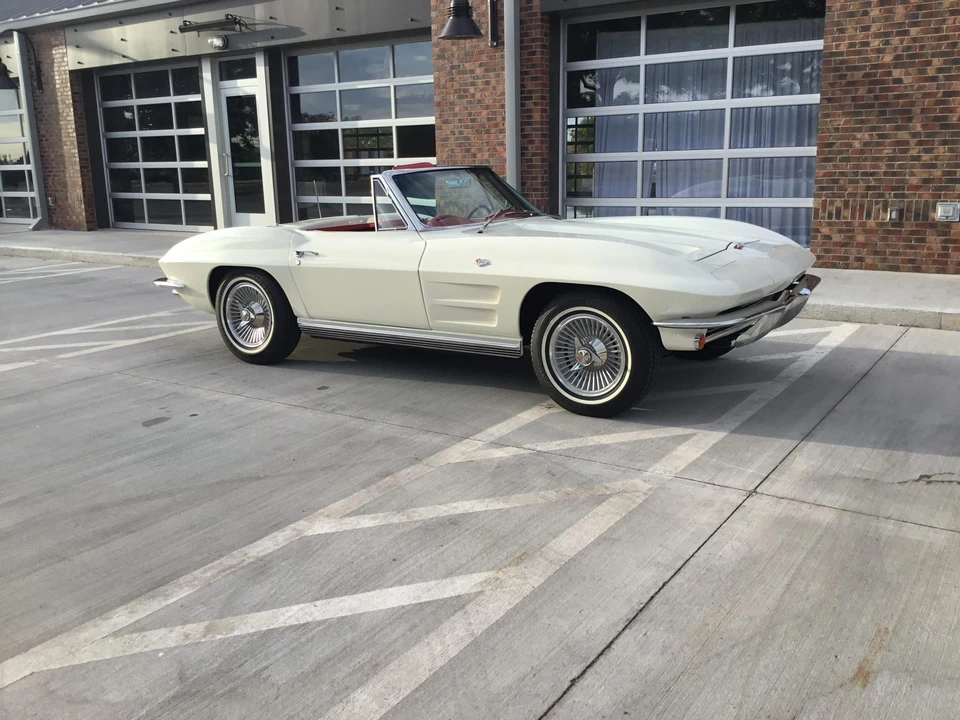 1964 Chevrolet Corvette C2 - Image 12 of 31